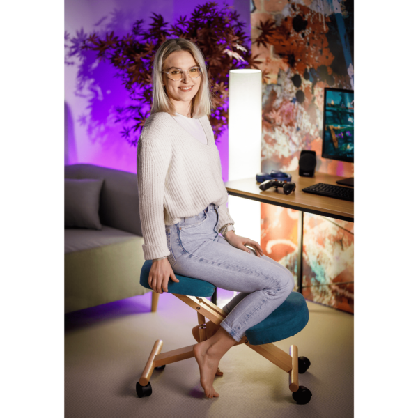 flonet modra klakosed atelier interier 01 min
