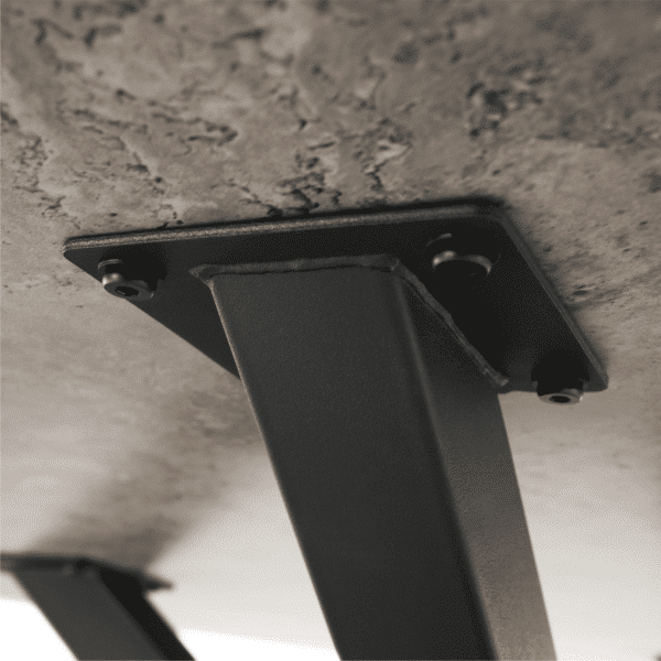 medor stol beton cierna 02
