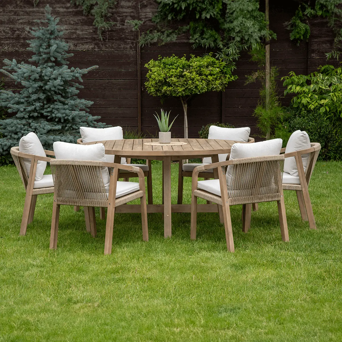 dreveny zahradny nabytok